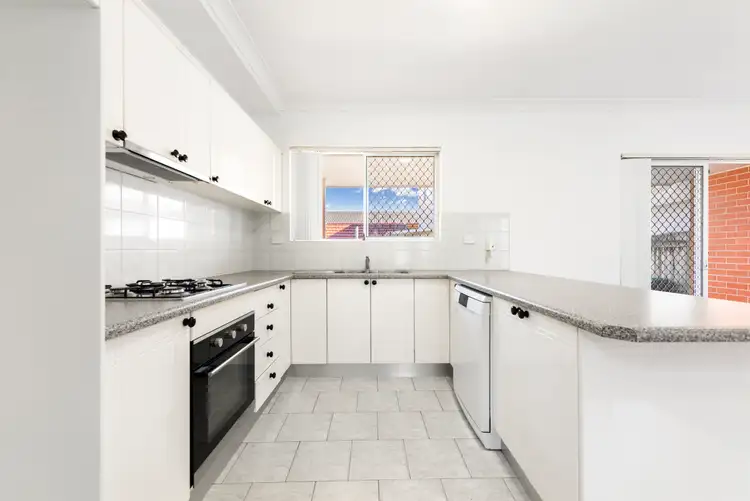 Third view of Homely townhouse listing, 2/6 Barker Street, Kingsford NSW 2032