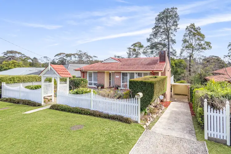 6 Hillier Avenue, Blackheath NSW 2785