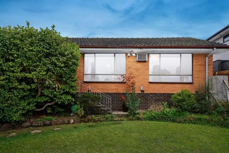 13 Kneale Drive