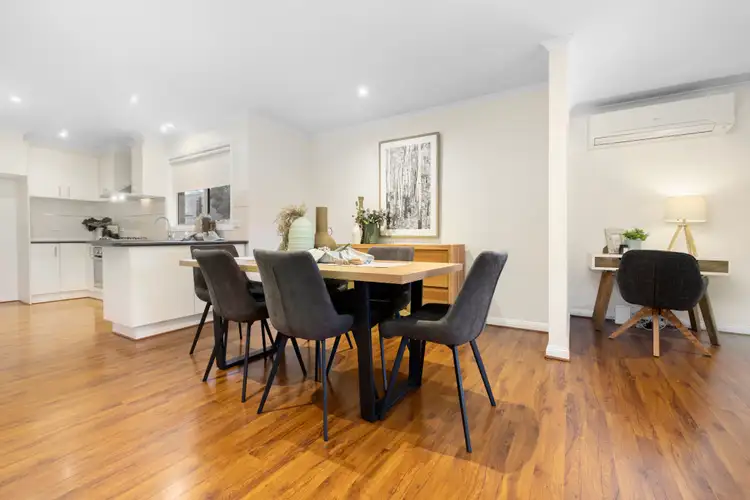 Fifth view of Homely unit listing, 2/22 Berrabri Drive, Scoresby VIC 3179