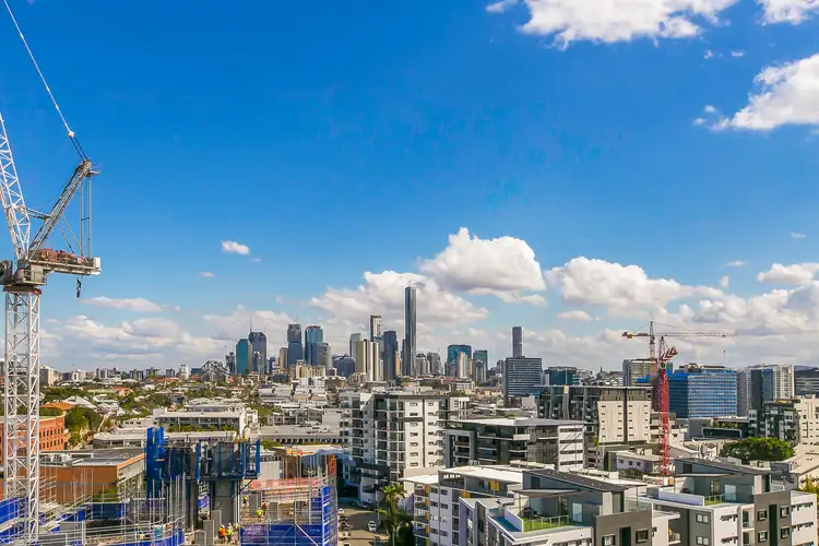 1127/12 Longland Street, Newstead QLD 4006