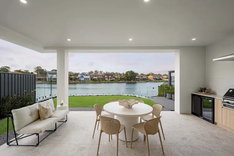 8A Fisher Place, West Lakes SA 5021