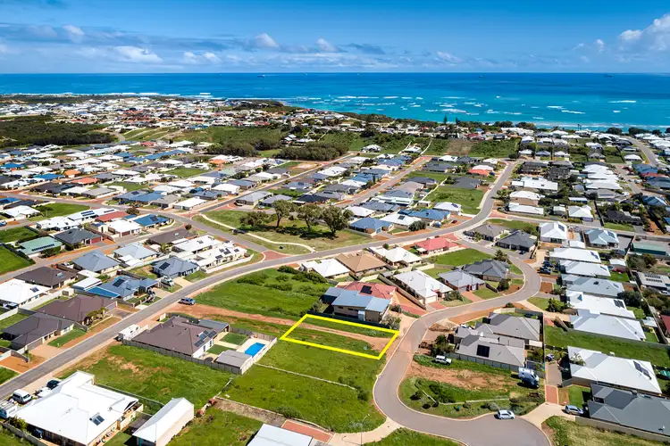 16 Viewpoint Mews, Drummond Cove WA 6532