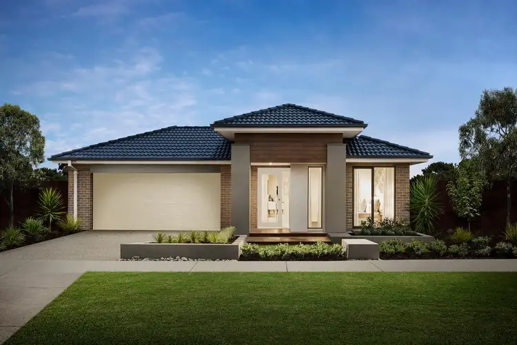 13 Lincolnshire Drive, Thornhill Park VIC 3335