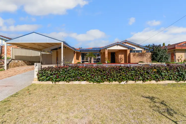 6 Guron Road, Duncraig WA 6023