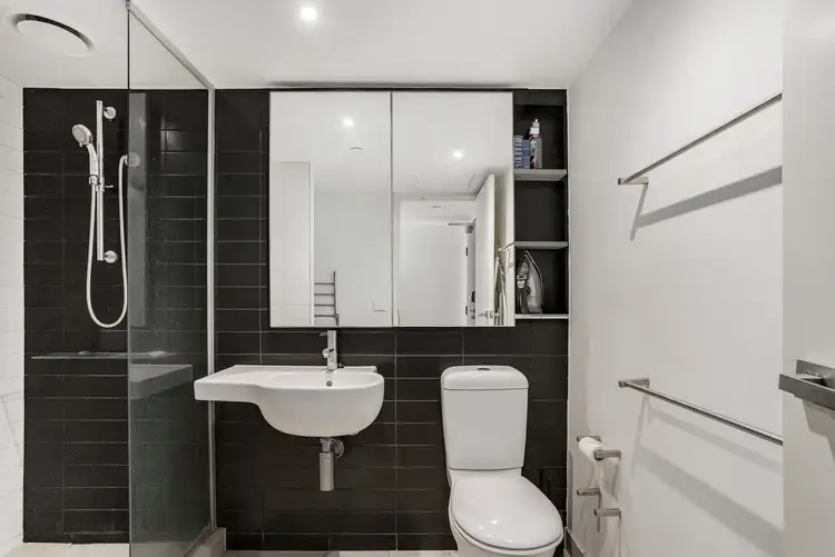 Sixth view of Homely studio listing, 1134/572 St Kilda Road, Melbourne VIC 3004