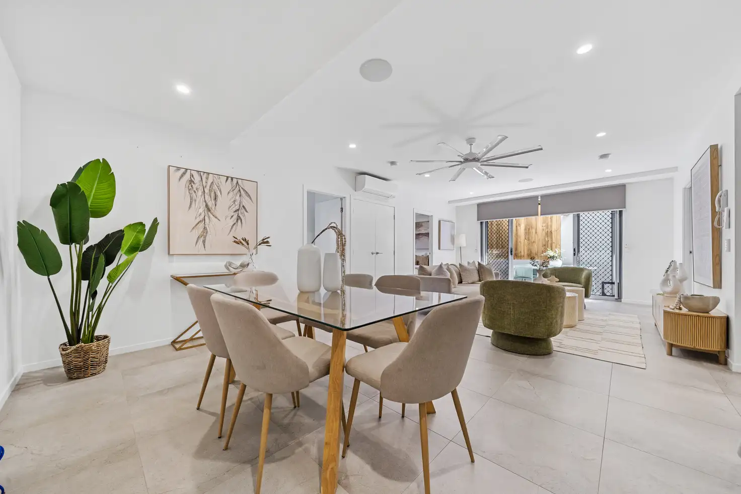 Main view of Homely apartment listing, 2/18 Howard Street, Gaythorne QLD 4051