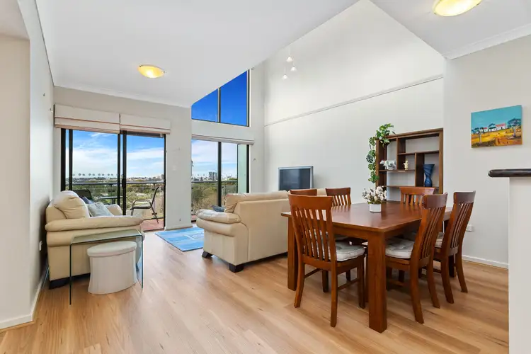41/122 Mounts Bay Road, Perth WA 6000