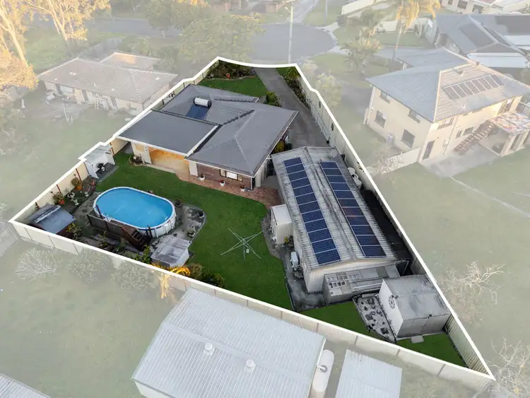 5 Paringa Court, Hillcrest QLD 4118