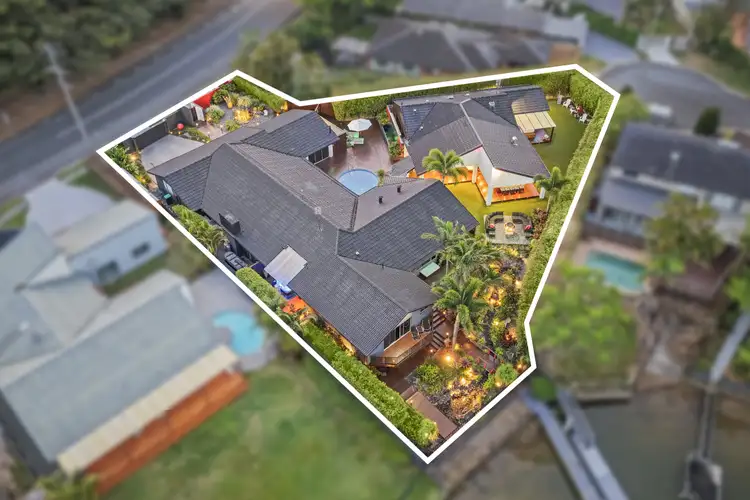 728 Nerang Broadbeach Service Road, Carrara QLD 4211