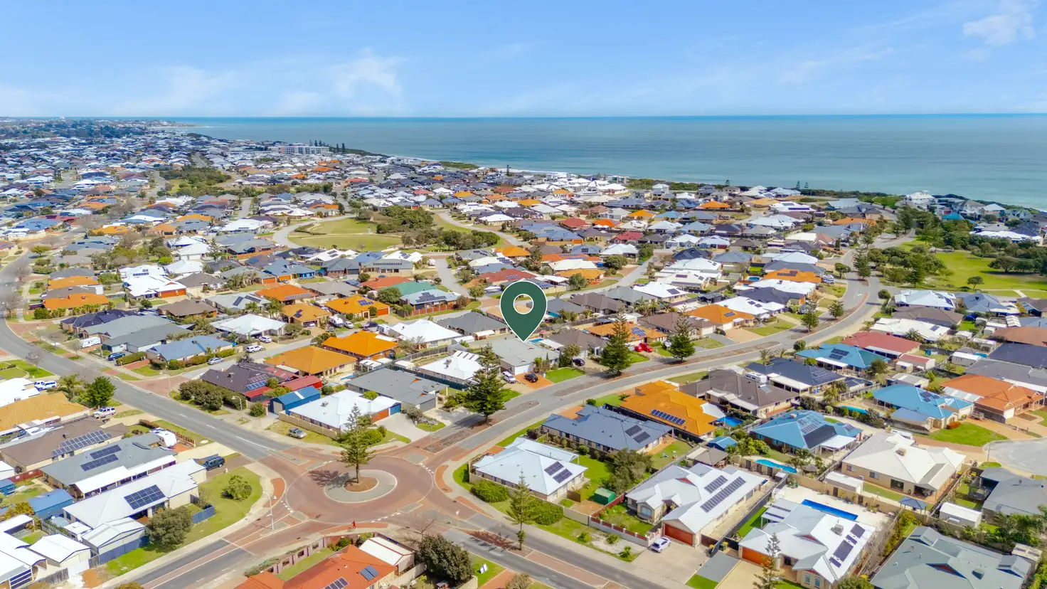 Main view of Homely house listing, 8 Boardwalk Boulevard, Halls Head WA 6210