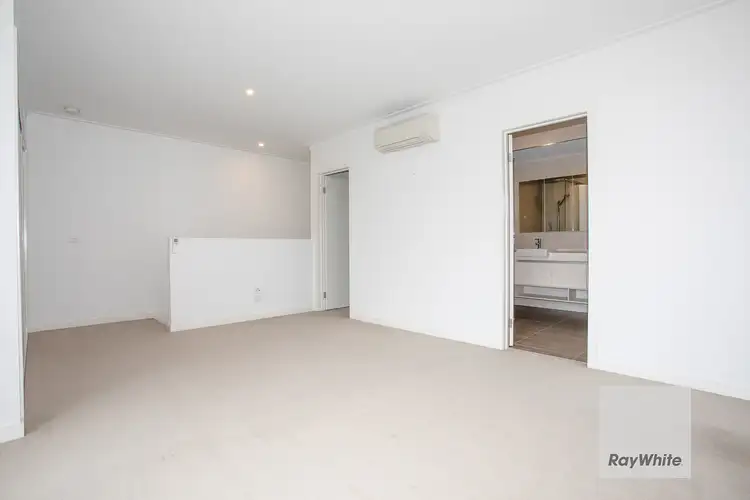 Fifth view of Homely house listing, 6 King Drive, Hillside VIC 3037