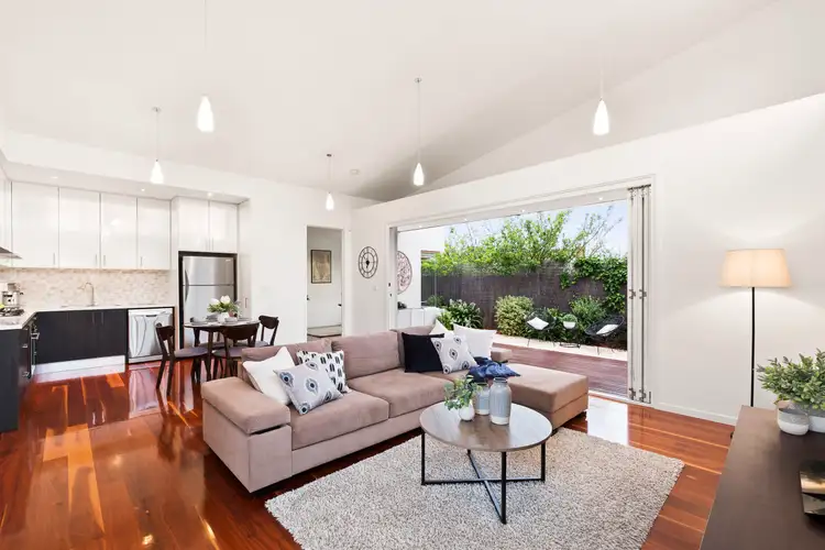 Second view of Homely townhouse listing, 2/25 Simmonds Street, Hughesdale VIC 3166