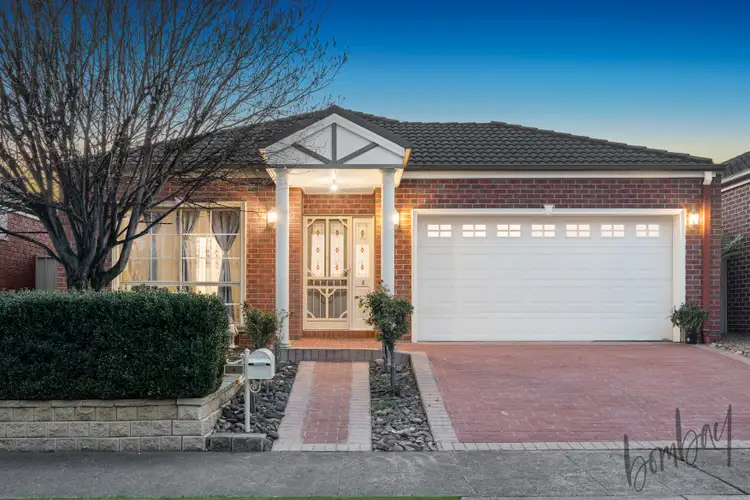 4 Tusmore Rise, Craigieburn VIC 3064