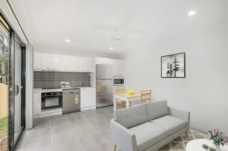 2/26 Murphy Street West, Kallangur QLD 4503