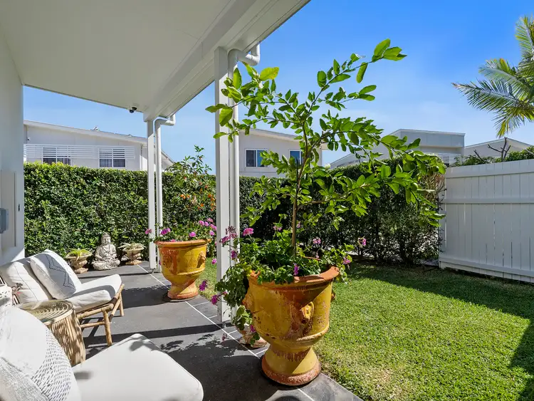 25 Salt Water Crescent