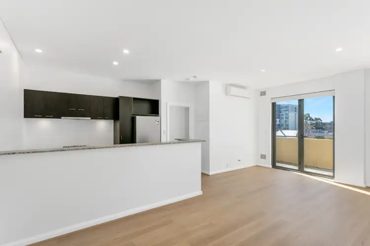Fifth view of Homely apartment listing, 3/32 Outram Street, West Perth WA 6005