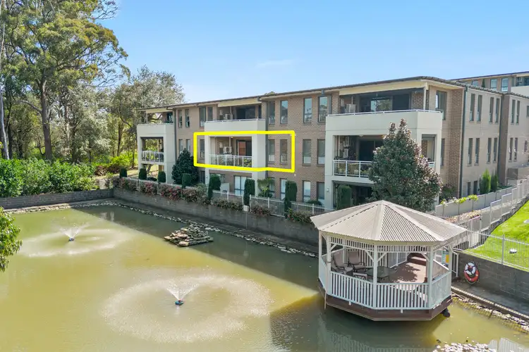 64/28 Rosebank Avenue, Dural NSW 2158