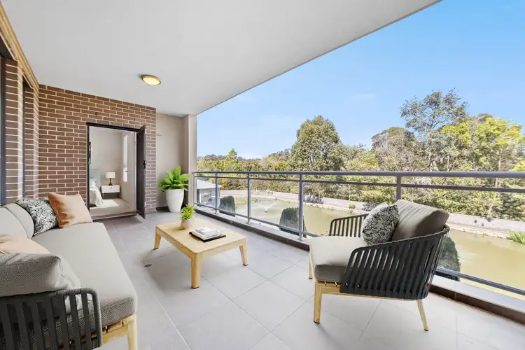 64/28 Rosebank Avenue, Dural NSW 2158