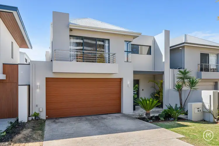 8A Tweeddale Road