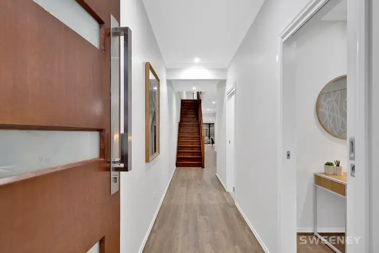 2B Jeffrey Avenue, Altona North VIC 3025