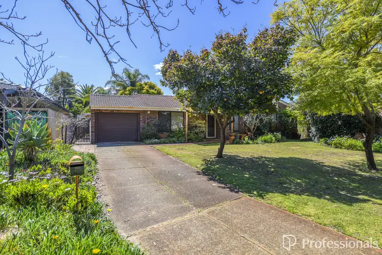 18 Gibson Way, Beechboro WA 6063
