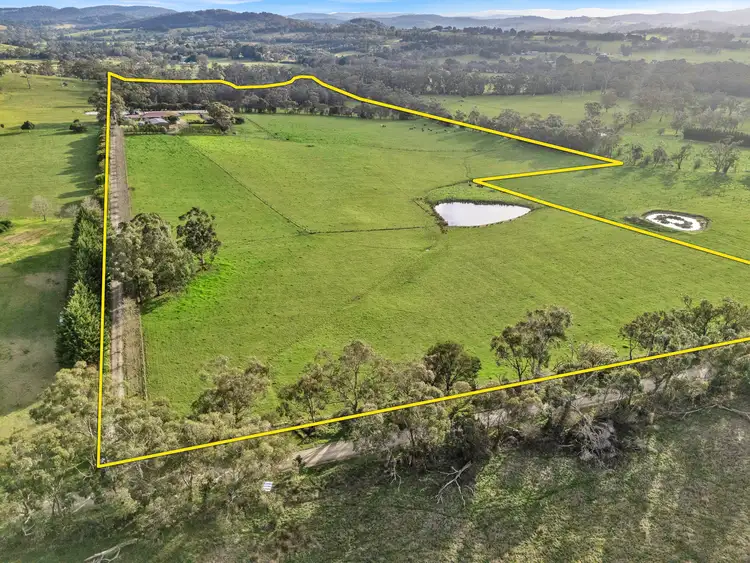 140 Seymour Road, Nar Nar Goon VIC 3812