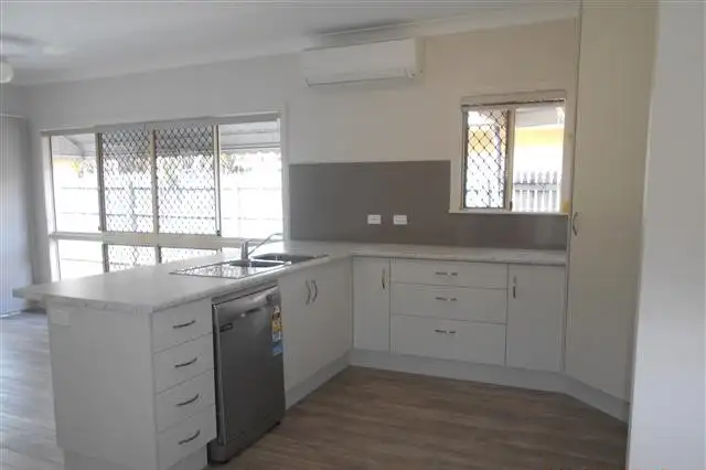 Third view of Homely house listing, 21 Woodlake Avenue, Kirwan QLD 4817