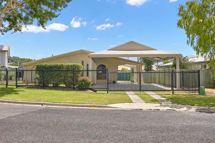 4 Dahlia Close, Mooroobool QLD 4870