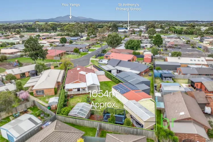 12 Waliki Court, Lara VIC 3212