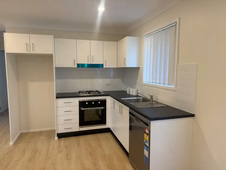 16A Goodacre Ave, Fairfield West NSW 2165