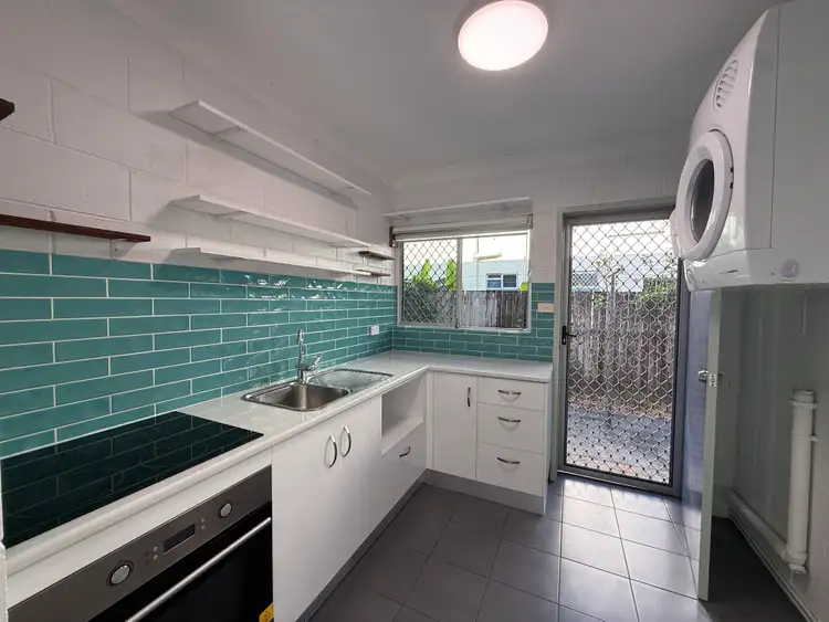 2/58 Boden  Street, Edge Hill QLD 4870
