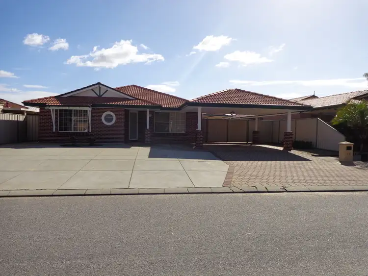 16 Greenshank Close, East Cannington WA 6107