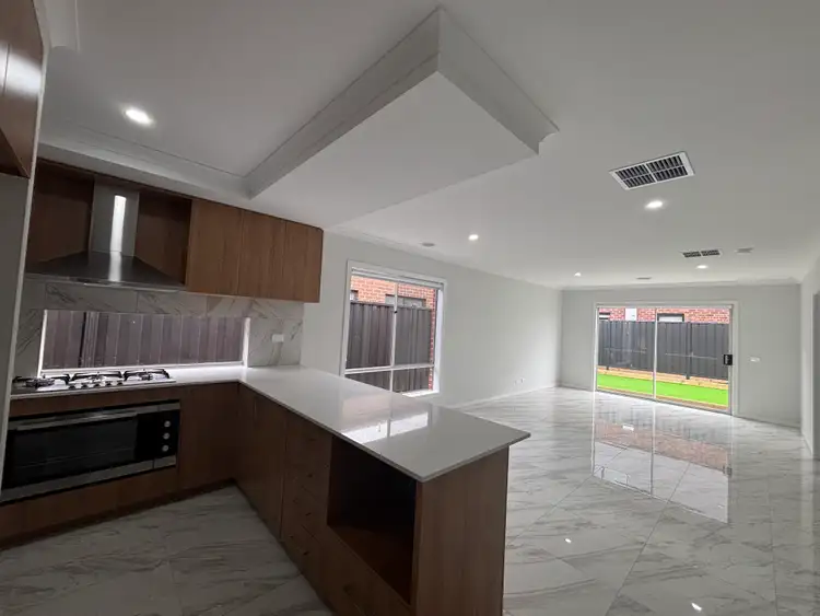 Fifth view of Homely house listing, 3 Eloquence Road, Tarneit VIC 3029