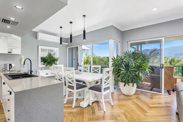 8-14 Munro Terrace