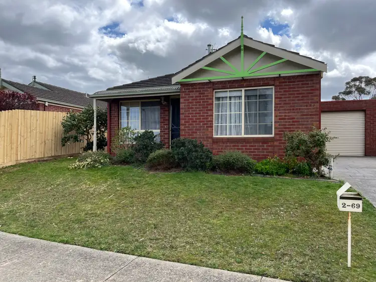 2/69 Glastonbury Drive, Highton VIC 3216