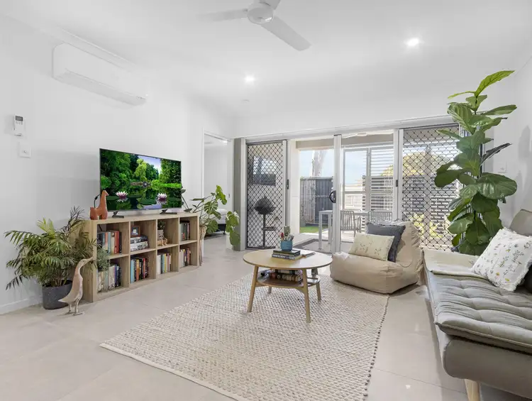 Fifth view of Homely unit listing, 13/3-15 Shell Street, Urangan QLD 4655