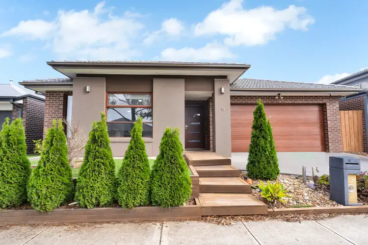 Main view of Homely house listing, 19 Morialta Circuit, Werribee VIC 3030