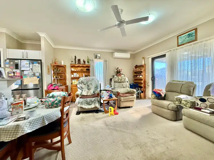 Fourth view of Homely house listing, 5 Henry Place, Young NSW 2594