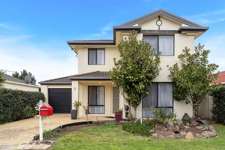 7 Waterford Avenue, Craigieburn VIC 3064
