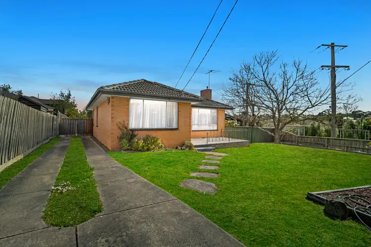 32 Lewis Road, Wantirna South VIC 3152