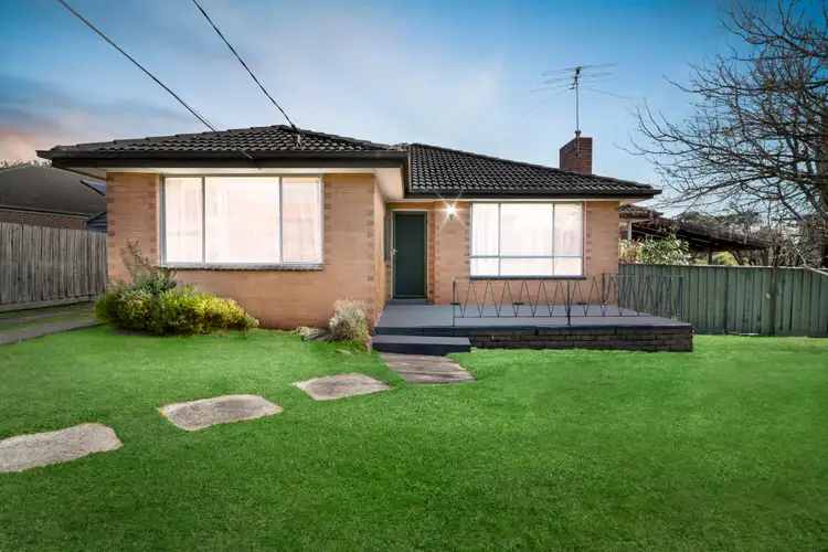 32 Lewis Road, Wantirna South VIC 3152