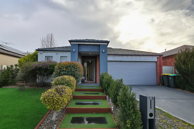 14 Viaduct Parade, Truganina VIC 3029