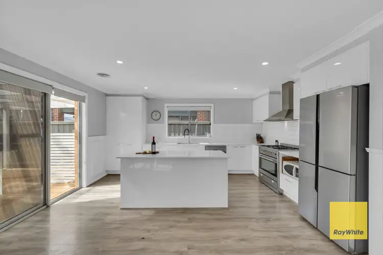 Fourth view of Homely house listing, 7 Inverness Place, Thornhill Park VIC 3335