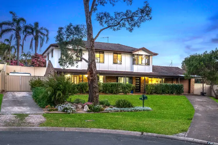10 Topaz Place, Eagle Vale NSW 2558