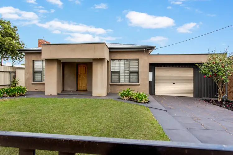 19 Blyth Street, Clearview SA 5085