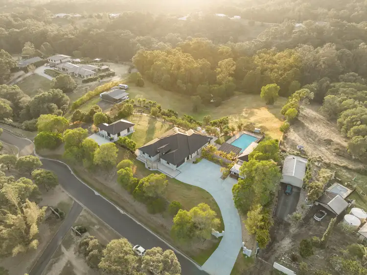 9 Wessling Close, Cashmere QLD 4500