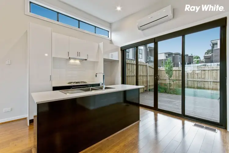 3/4 Wildwood Grove, Ringwood VIC 3134
