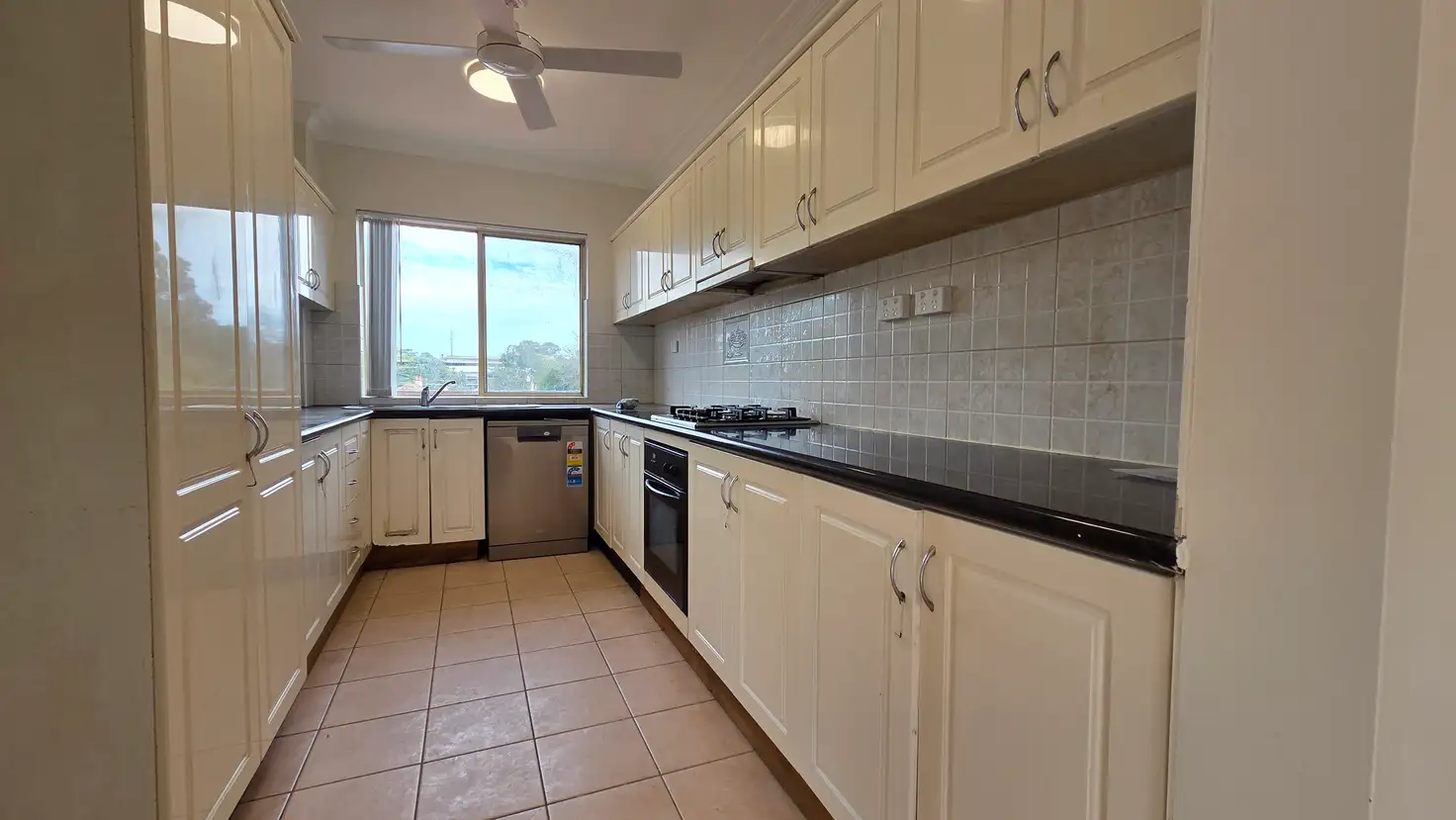 Main view of Homely unit listing, 8/32-36 Burlington Road, Homebush NSW 2140