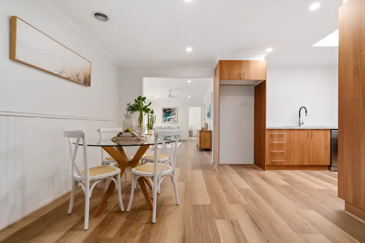 Fifth view of Homely house listing, 11 Australis Close, Langwarrin VIC 3910